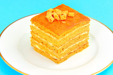 Cake with Condensed Milk, Nuts and Honey.