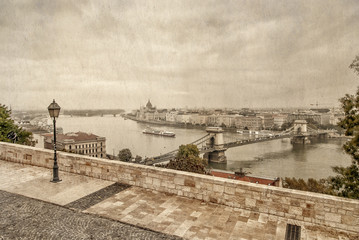 Fototapeta na wymiar View over Danube river in Budapest