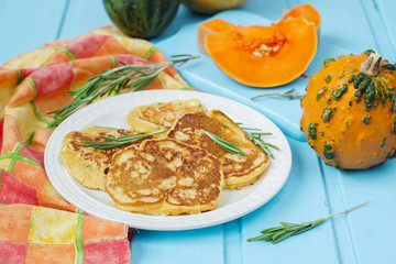 pancakes with pumpkin, rosemary and cheese
