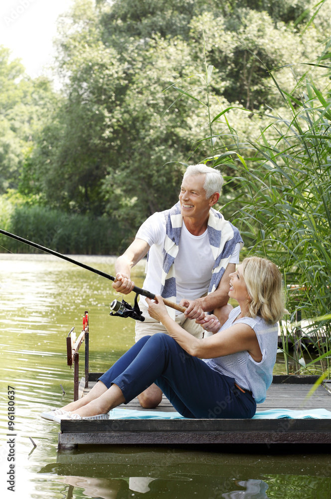 Wall mural Relaxed senior couple