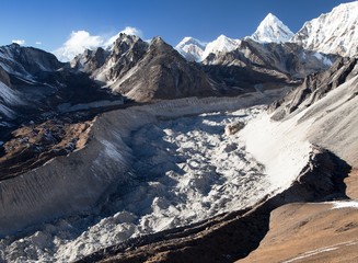 Nuptse glacier from chhukhung Ri view point