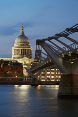 Fototapeta na wymiar St Paul's cathedral and Millennium bridge in London, evening