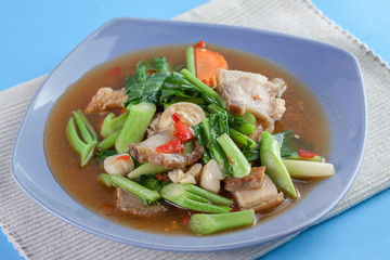 Thai food : Crispy Pork with Kale