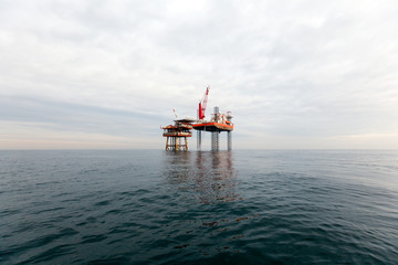 Oil platform