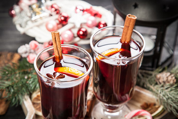 Mulled wine with cinnamon and orange