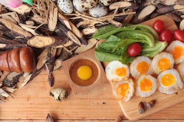 Quail eggs and fried quail eggs of delicious.
