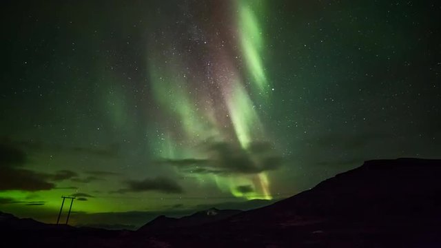 Polarlichter in Norwegen im Zeitraffer