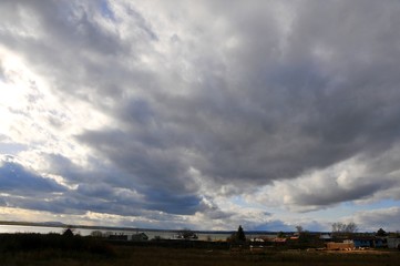 Fototapeta premium красивый горизонт,вид на деревню,небо