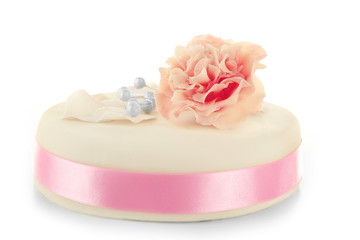 Obraz na płótnie Canvas Cake with sugar paste flowers, isolated on white