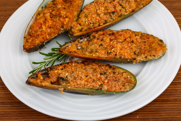 Baked mussels