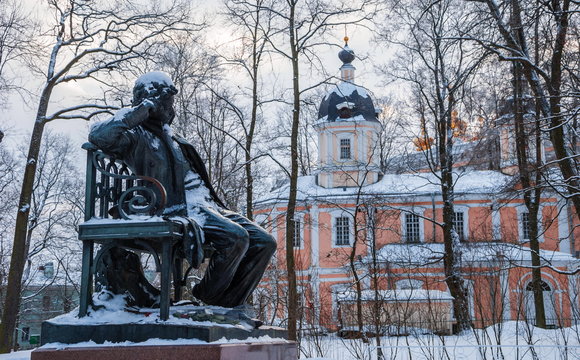 Monument to the great Russian poet Pushkin in winter park in Tsarskoye Selo