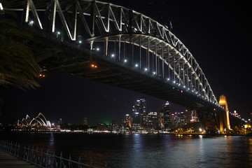 Naklejka na ściany i meble Sydney Harbor Bridge with opera house view