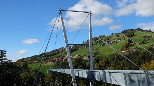 H&auml;ngebr&uuml;cke bei Sigriswil in der Schweiz
