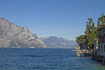 Gardasee - beliebtes Urlaubsziel - obrazy, fototapety, plakaty