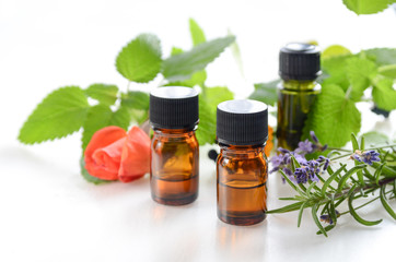 精油とハーブ