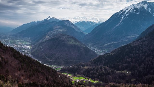 4K Mountain Timelapse in Switzerland
