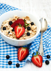 Muesli with berries