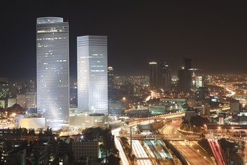 Fototapeta na wymiar Tel Aviv at Night