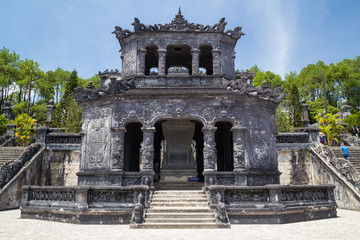 Naklejka premium Shrine pavilion in Imperial Khai Dinh Tomb in Hue, Vietnam