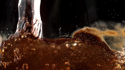 Pouring soft drink into glass shooting with high speed camera, phantom flex.