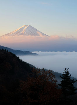 Beautiful shot of Mount Fuji with sea of mist in foreground