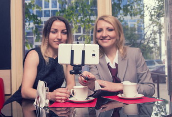 women in cafe