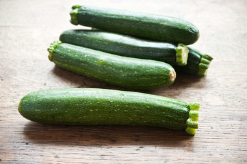 mini courgettes