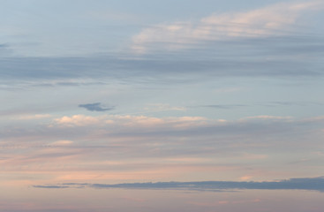 Ciel de Budapest un soir d'&eacute;t&eacute;