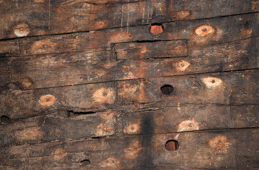 Vieilles planches clouées