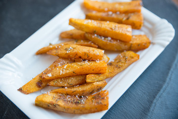 Süsskartoffel Pommes