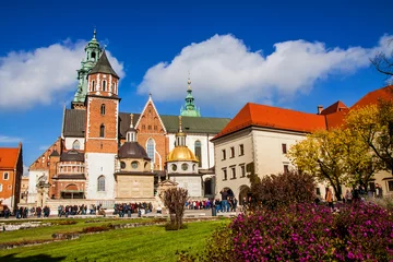 Rolgordijnen Wawel hill with cathedral in Krakow © pab_map