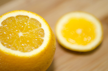 kawałki pomarańczy