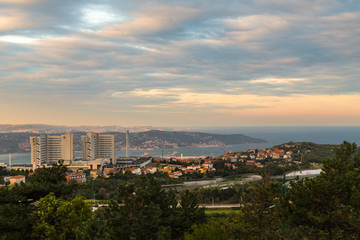 Fototapeta na wymiar Sunrise in the bay of Trieste