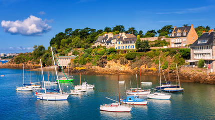 Fototapeta na wymiar Seaside villas on a hill on atlantic coast, Brittany, France