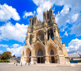 Notre Dame de Reims Cathedral, France - obrazy, fototapety, plakaty