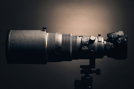 Fototapeta Professional digital photo camera with tele lenses