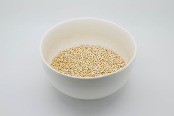 White quinoa in a bowl