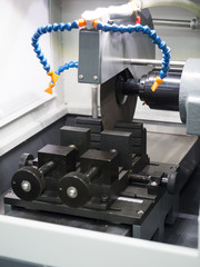 Fine cutting for laburatory