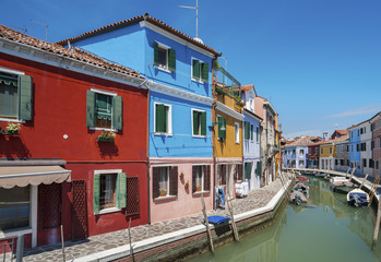 Fototapeta na wymiar Colorful Residential house in Burano island, Venice, Italy.