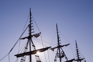 Fototapeta premium Sailboat against a beautiful landscape