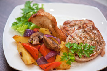 Pork chop with vegetable 