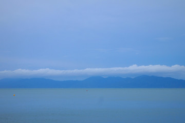 Pacific ocean the horizon of the far in of the mountains