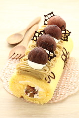 マロンロールケーキ