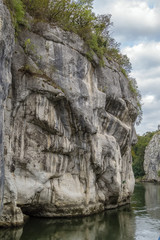 Fototapeta na wymiar the rocky shores of the Danube