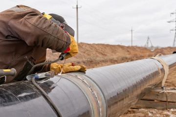 Welding works on gas pipeline