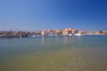 Obraz premium View of the Venetian port of Chania