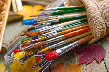 Obraz premium Paints and brushes 