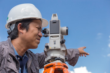 Engineers use tacheometer or theodolite for survey line columns