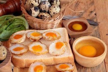 Quail eggs and fried quail eggs of delicious.