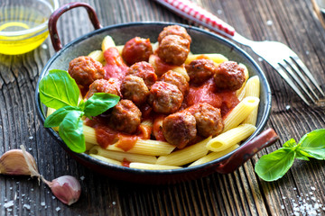 Pasta with meatballs and tomato sauce
